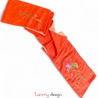 Silk scarf hand-embroidered with lotus 25*200 cm